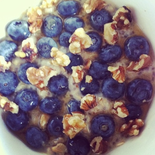 blueberry walnut oats